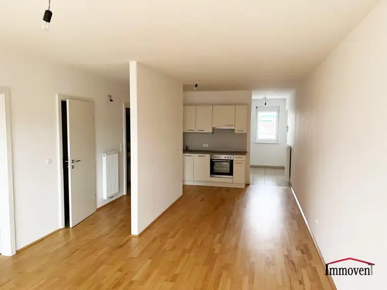 Helle 3-Zimmerwohnung mit großem Balkon!