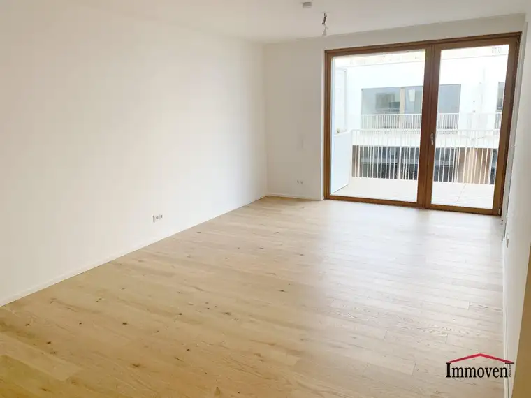 TOPLAGE - RUHELAGE - BALKON: Hofseitige, moderne 2-Zimmerwohnung in Ubahnnähe!