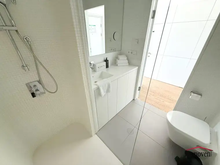 ANLEGERWOHNUNG - Kleinwohnung mit faszinierendem Ausblick im Philipshaus - Nettokaufpreis: € 220.000,00!