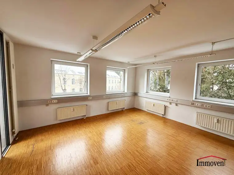 UNBEFRISTET - Gut geschnittenes Büro nahe dem Universitätszentrum