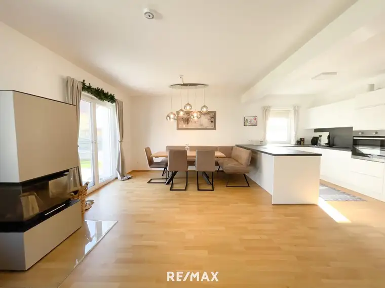 Exklusives Doppelhaus in der Nähe von Tulln