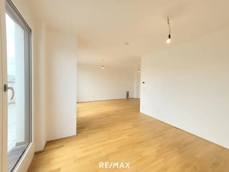 3-Zimmer-Wohnung mit großer Terrasse und Balkon! Erstbezug!