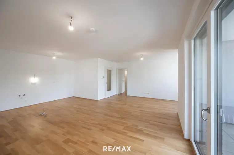ERSTBEZUG I BALKON I WEST | PROVISIONSFREI