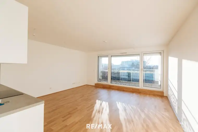 Erstbezug, 3 Zimmerwohnung mit Loggia! Provisionsfrei für den Käufer