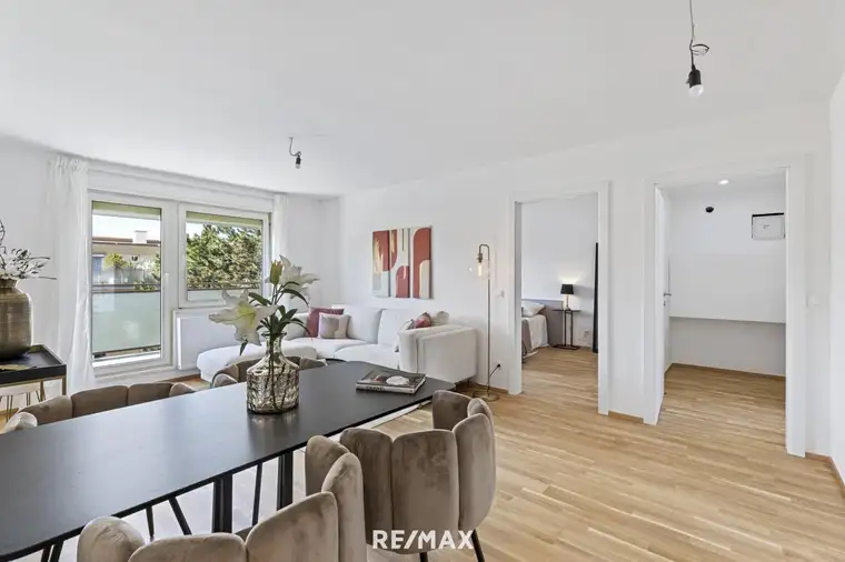 Jetzt fertig geworden....3 Zimmer + Kabinett plus 2 große Dachterrassen.