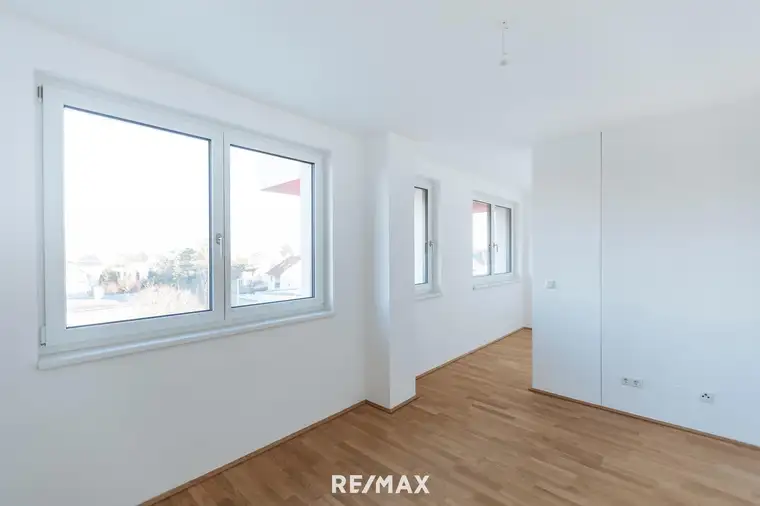 Perfekt geschnittene 2 Zimmerwohnung mit Loggia! Provisionsfrei für den Käufer