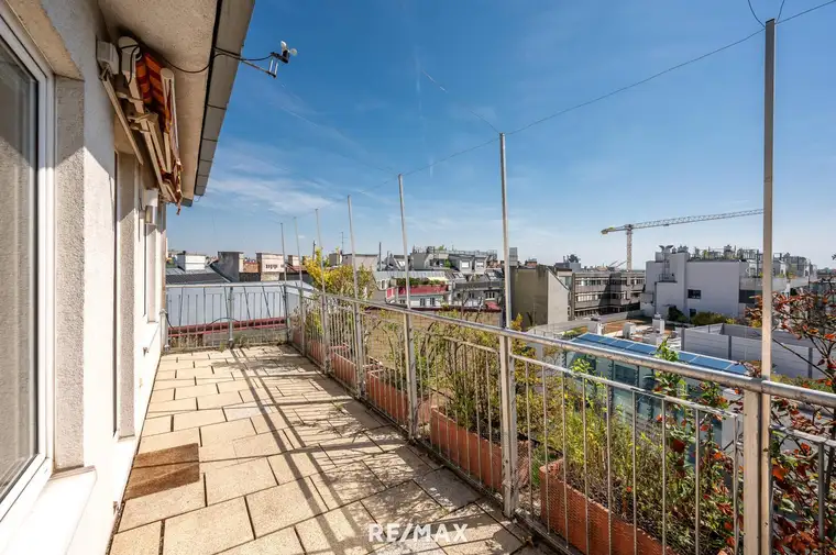 STUDENTEN AUFGEPASST - U3 VOR DER TÜR - MAISONETTE | TERRASSENWOHNUNG