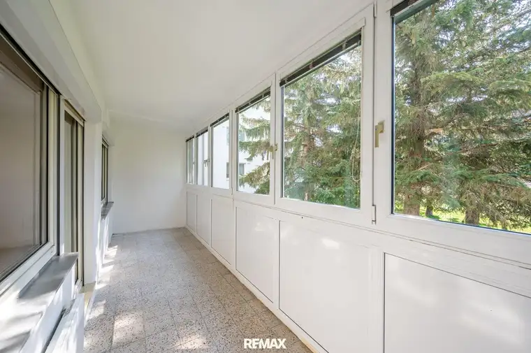 3 ZIMMER MÖGLICH l RUHIGE WOHNUNG MIT VERGLASTER LOGGIA