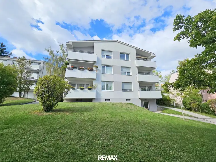 SÜD-BALKON MIT ca.7,10m² - GRÜN - OBER ST. VEIT - 4 ZIMMER - HELL - RUHELAGE