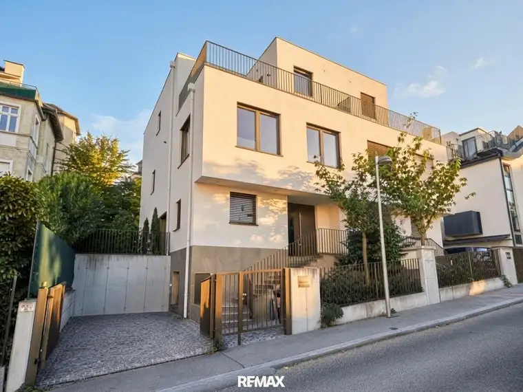 Moderne Doppelhaushälfte in 1190 Wien – exklusiv mieten um 4900 € inkl. BK monatlich!