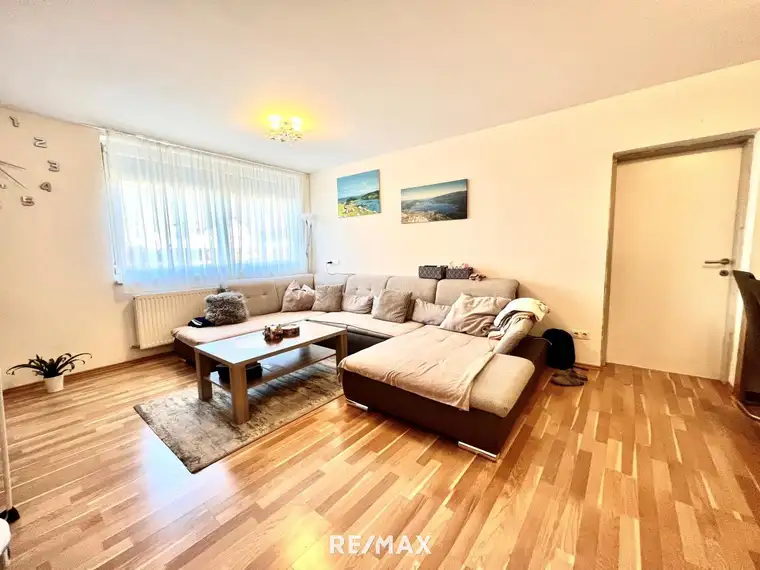Preisreduktion!! Inzing: 3-Zimmer-Wohnung inkl. Autoabstellplatz