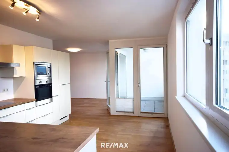 Sonnendurchflutete 3-Zimmer-Wohnung mit Panorama-Aussicht PREISREDUKTION !