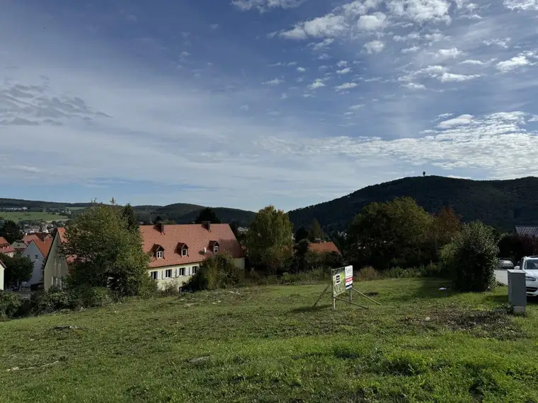 Perfektes Baugrundstück für Ihr Traumhaus in Berndorf - Jetzt zugreifen für 256.000,00 €!