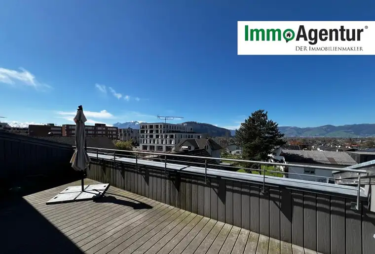 großzügiege 3 Zimmer-Penthousewohnung | Terrasse | Aussicht