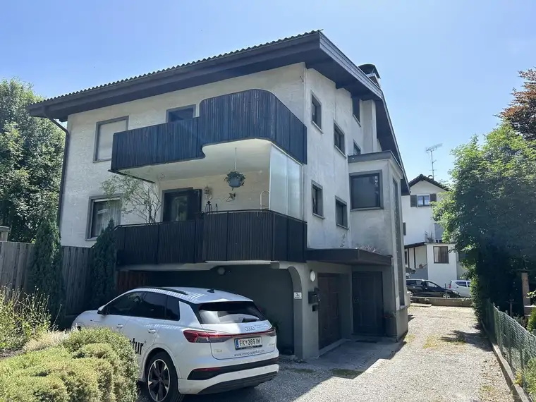 WOHNUNG |Zweifamilienhaus | renoviert | ruhige Lage | Hohenems | Gartenanteil