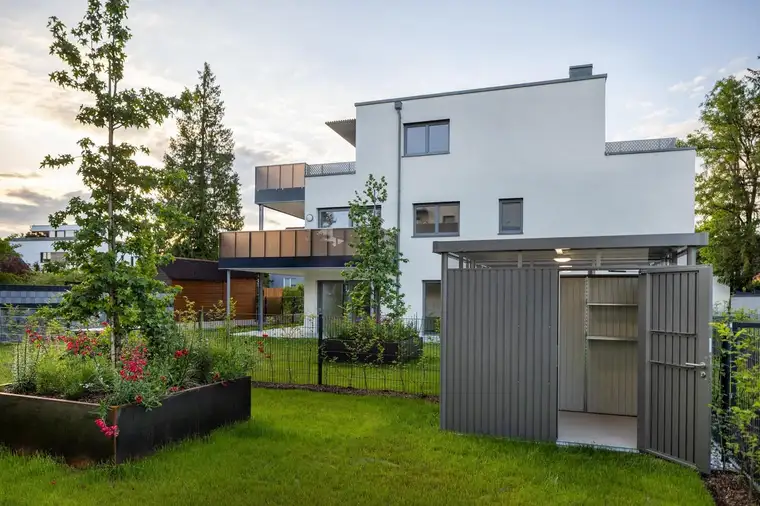 Exklusive 4-Zimmer-Maisonette mit Traumgarten - ERSTBEZUG