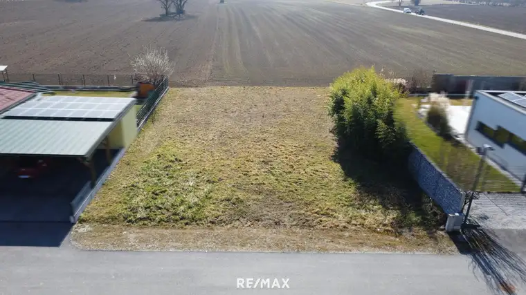 Baugrundstück in Ossarn – ruhige Lage ohne Bauverpflichtung
