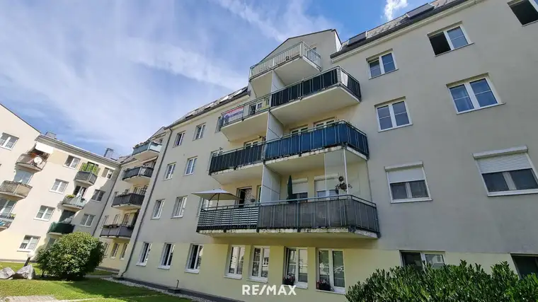 3-Zimmer-Wohnung mit Tiefgaragenplatz