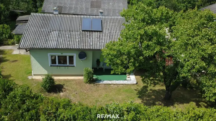 Wohnglück in Haunoldstein – renovierter Bungalow in ruhiger Siedlungslage