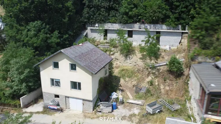 Handwerker aufgepasst! Komplett sanierungsbedürftiges Haus in Pielachhäuser