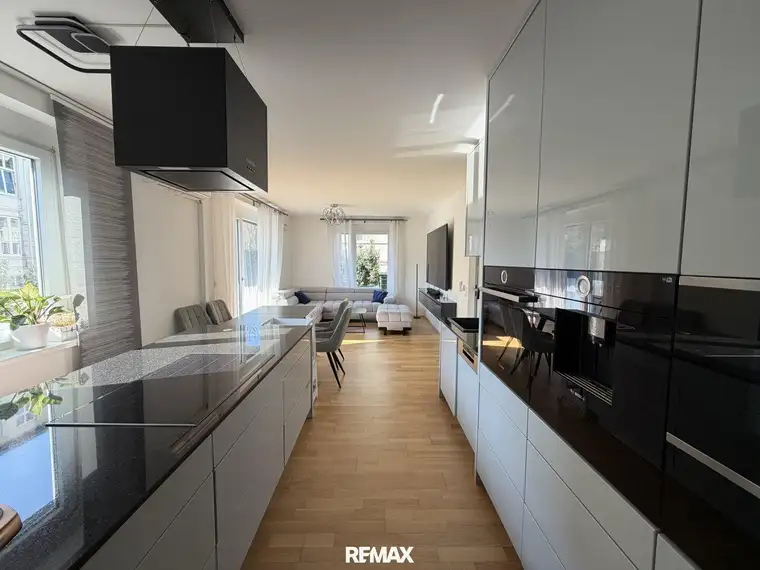 Urbanes Wohnen mit Garten, Terrasse &amp; Tiefgarage in zentraler Lage von St. Pölten
