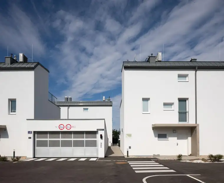 Garagenplätze zu verkauft! 2320 Schwechat, Feuerwehrgasse 1-3_Provisionsfrei!