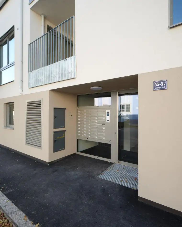 Garagenplätze zu vermieten! 2320 Schwechat, Klederinger Straße 55-57