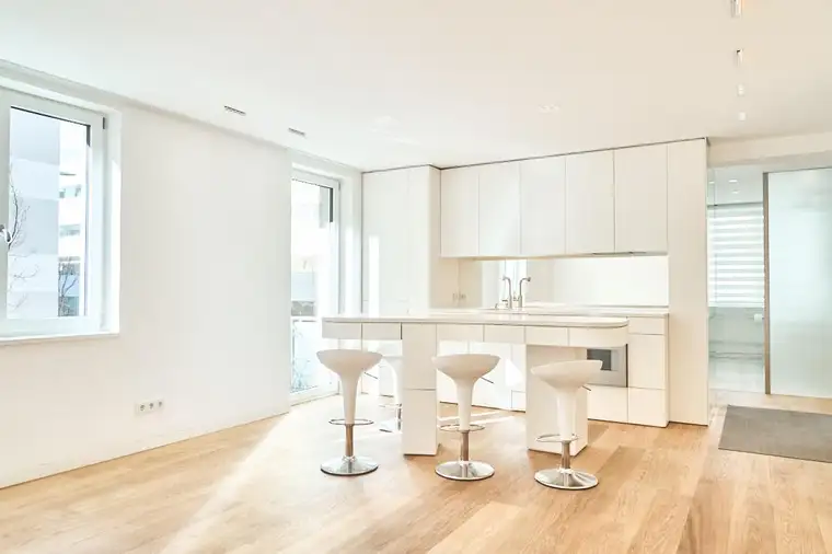 3-Zimmer Boutique Wohnung zum Wohlfühlen
Uni + Klinik Lage in WILTEN