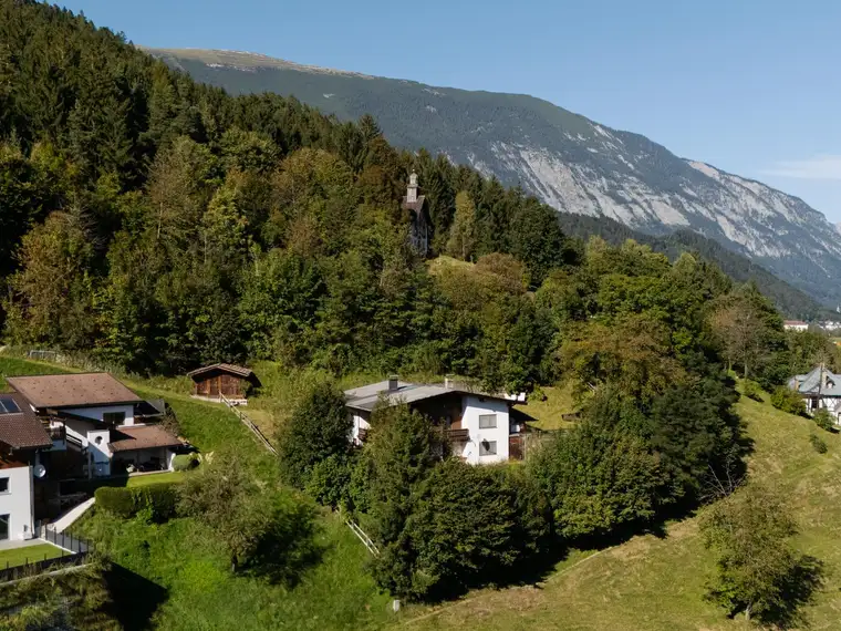 Wohnen mit Hauscharakter &amp; unverbaubarem Bergpanorama