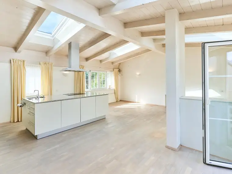 4 Zimmer Penthouse mit Panoramablick 102 m² Dachterrasse und Balkon