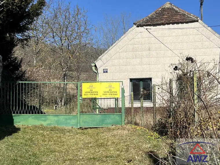 Achtung! Neuer günstigerer Preis! Wunderschöner Garten als Ruheoase!