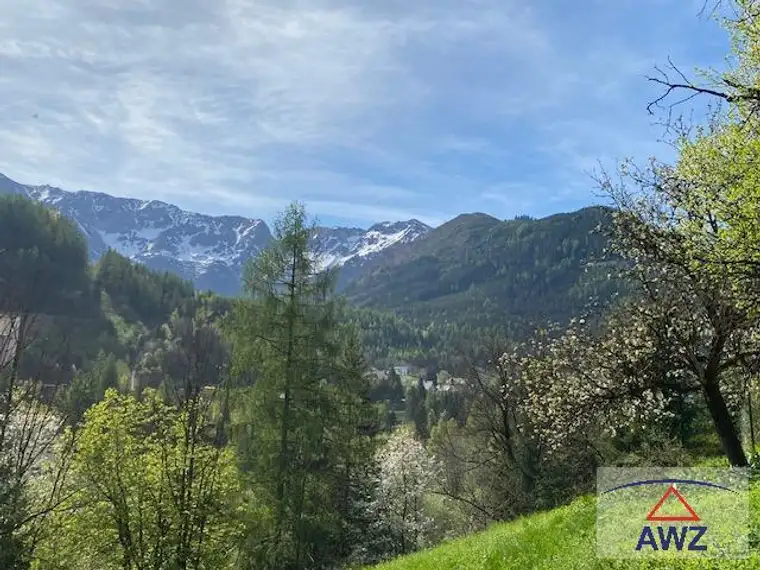 Baugrund mit Gartenhaus und traumhaftem Ausblick! 