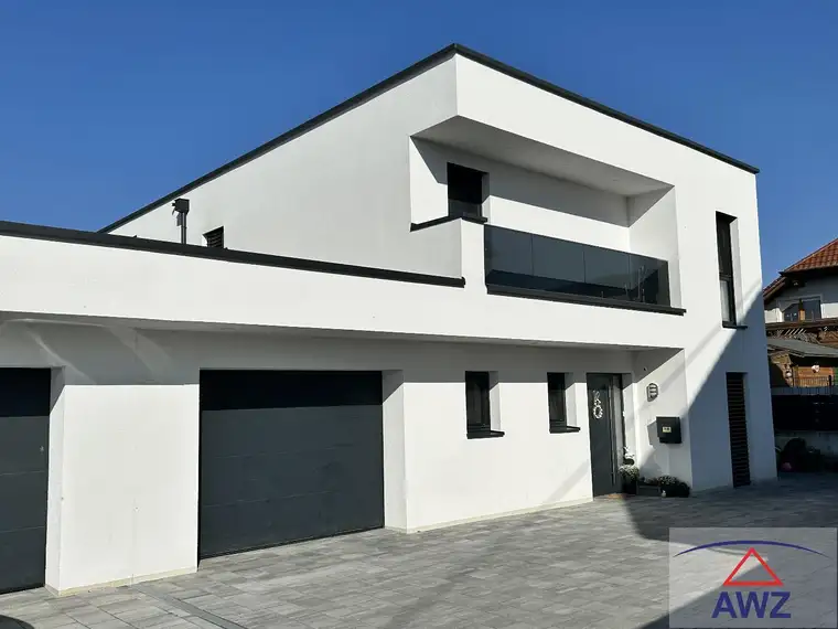 HAID-CENTER Nähe: Ein moderner Baustil der Extraklasse in Ziegelbauweise!