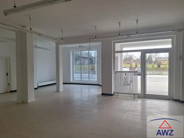 NEUER PREIS - 399.000,- EUR Vielseitige Gewerbefläche im Zentrum von Kirchham!