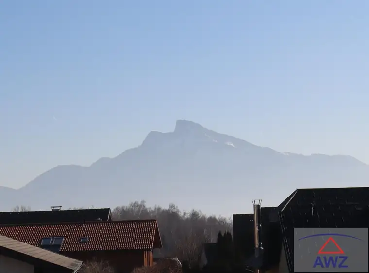 Wunderschöne Eigentumswohnung mit Dachterrasse und Aussicht!