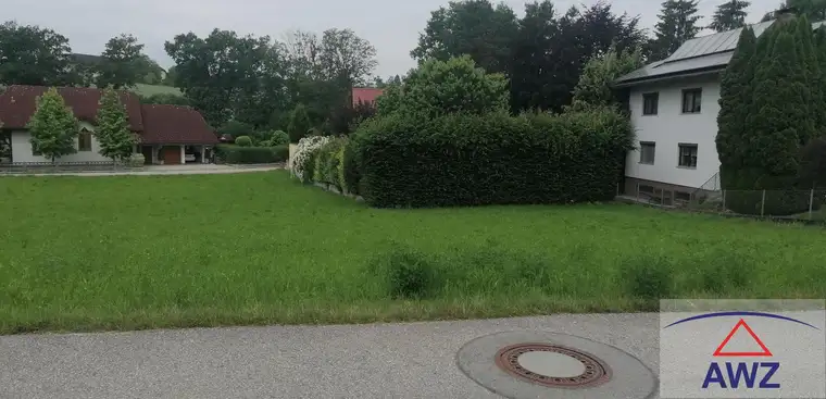 Wunderschönes und sehr großes Grundstück in Toplage! 