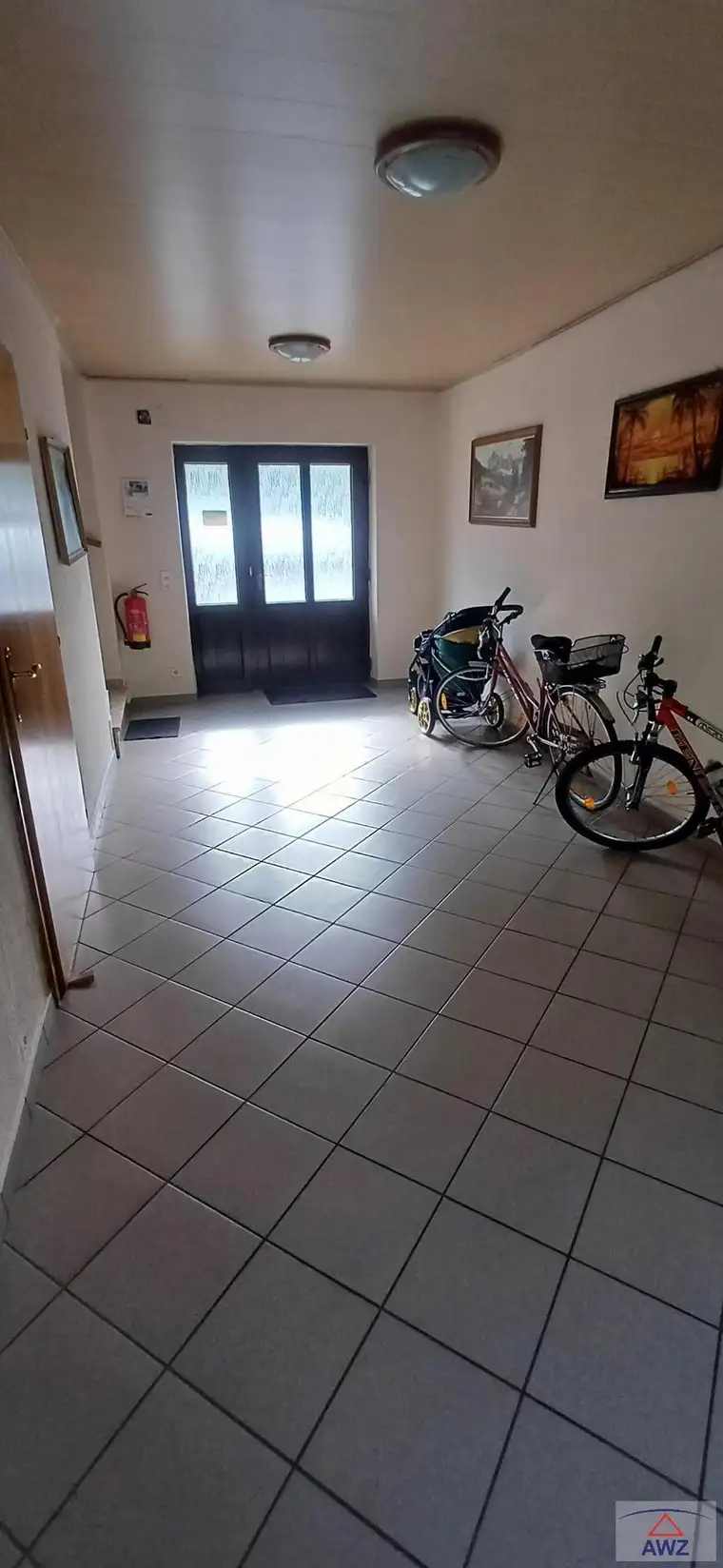 Ideal für Geldanleger - Größeres Haus mit 6 Wohneinheiten! 