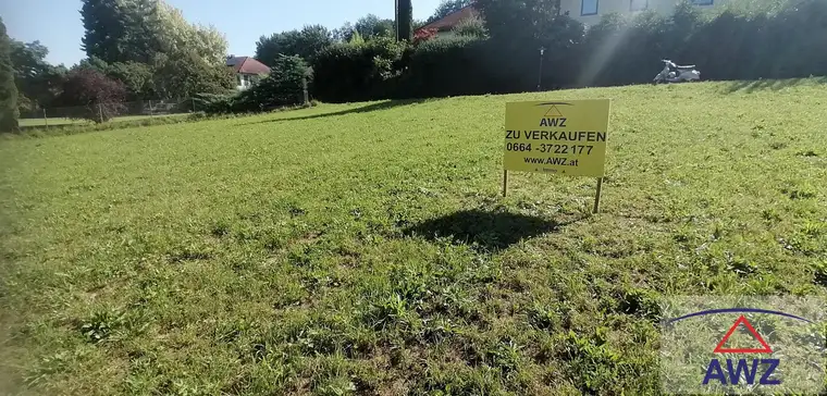 Wunderschönes und sehr großes Grundstück in Toplage! 