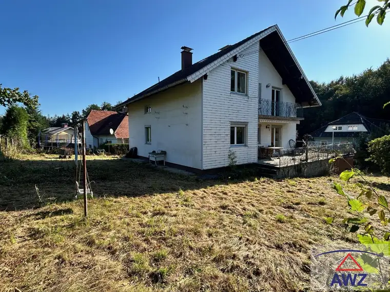 GUTE LAGE in Thalheim bei Wels - Älteres Wohnhaus mit Garten! 