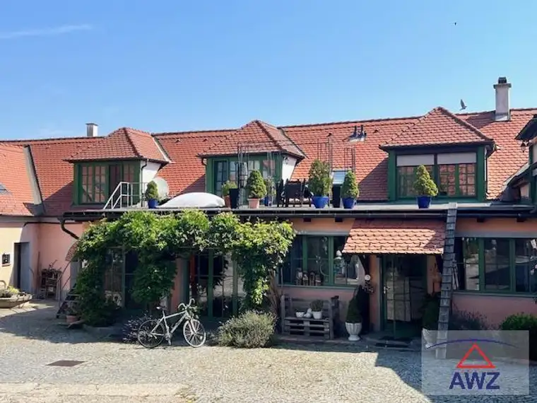 Traumhafter Vierkanthof für Pferdeliebhaber, Selbstversorger &amp; Aussteiger!