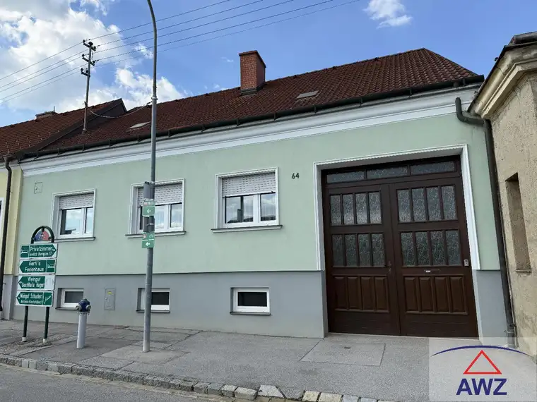 Schönes Bauernhaus im Ortsverbund!