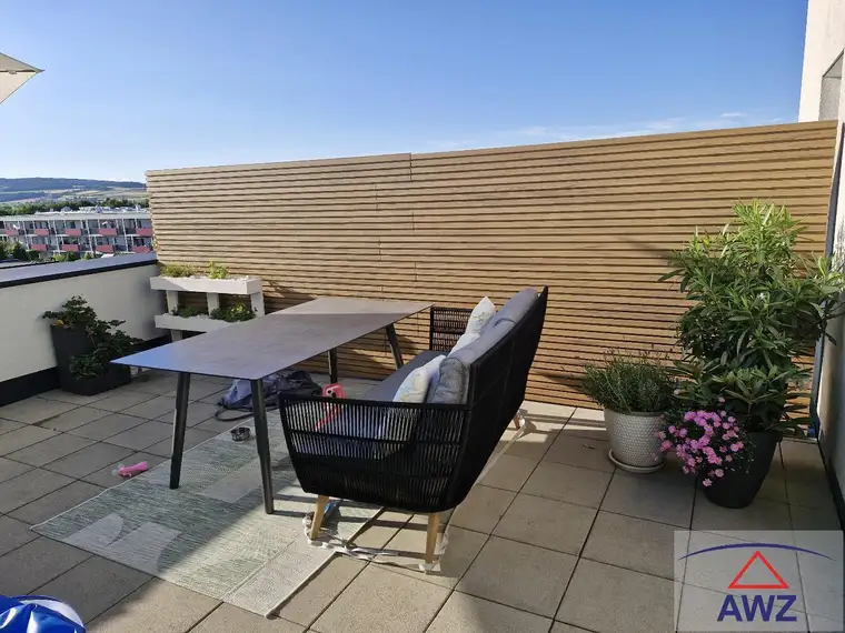 Top Dachgeschoss-Wohnung in St. Pölten am Kremserberg zu verkaufen!