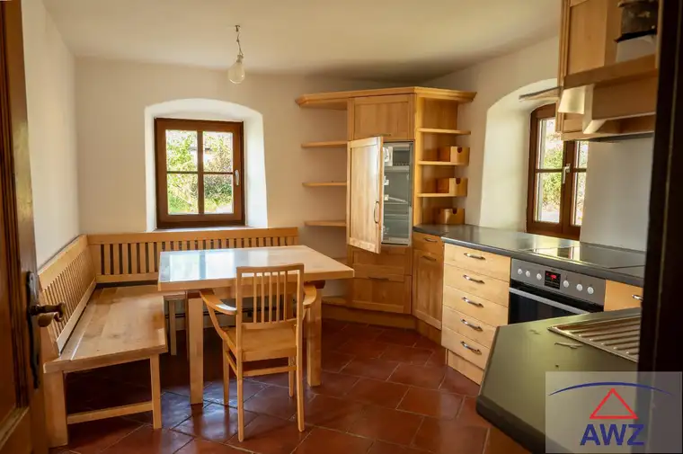 Schöne Erdgeschoss-Wohnung mit Eigengarten zu verkaufen!