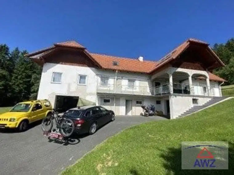 Wohnhaus in herrlicher Aussichtslage im Wechselgebiet! 