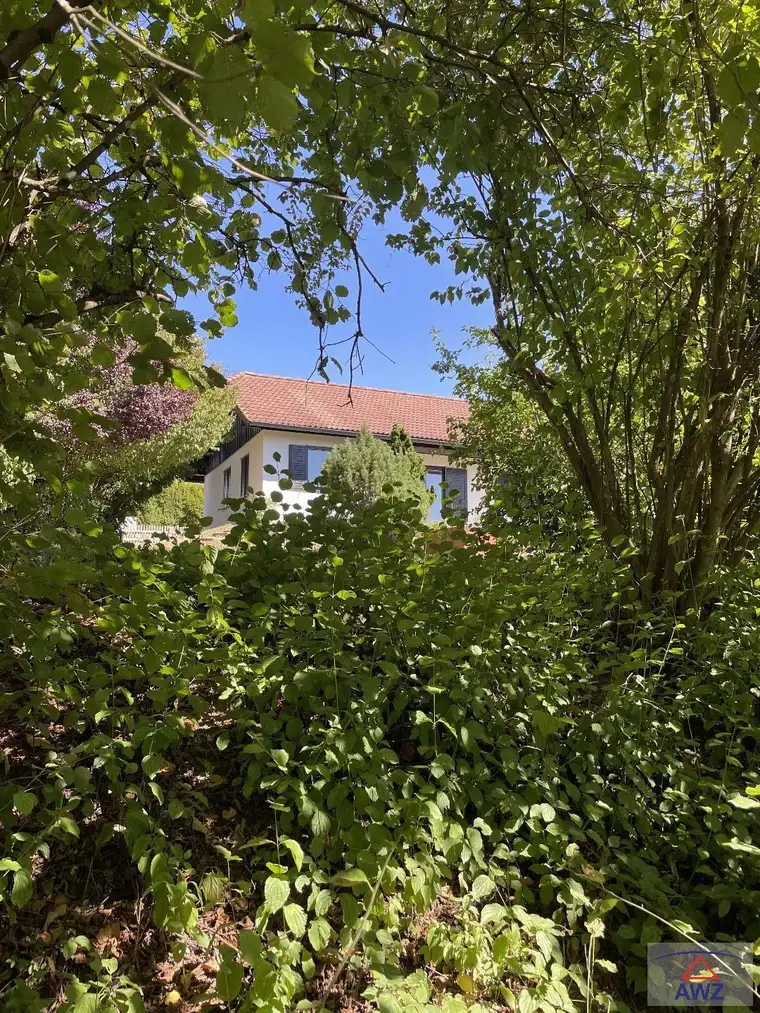 Bungalow mit traumhaften Grundstück nur ca. 20 Minuten von Linz! 