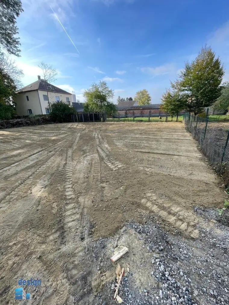 TOP Preis !! Wilfersdorf ! Schönes Baugrundstück in Siedlungslage - PROVISIONSFREI für den Käufer! Auch für Bauträger geeignet !