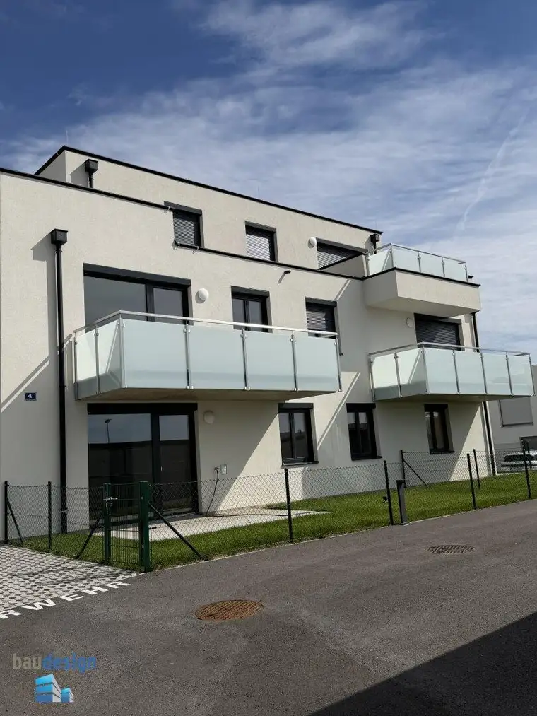 Spillern - Moderne neuwertige 3-Zi Wohnung mit großem Balkon