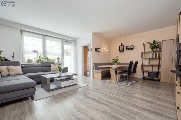 Ein Carport + zwei große Terrassen + drei Zimmer = Ihr neues Zuhause