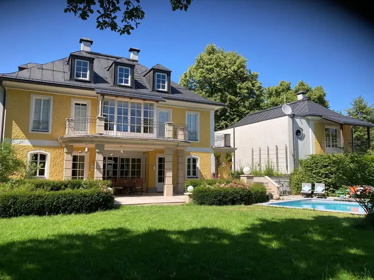 Herrschaftliche Villa am Nissenwäldchen