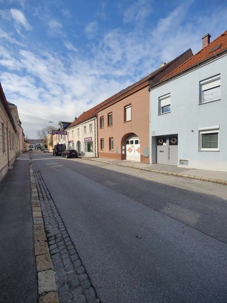 Wohnen und Arbeiten unter einem Dach- sanierungsbedürftiges Objekt in Korneuburg